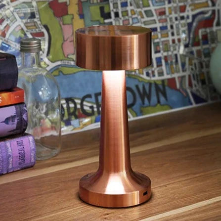 Liora - Lamp Elegant table
