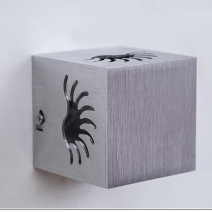 Liora-Plafonnier LED au design moderne
