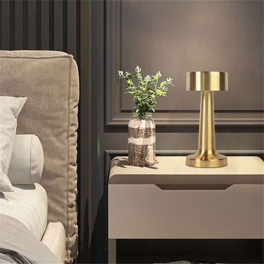 Liora - Lamp Elegant table