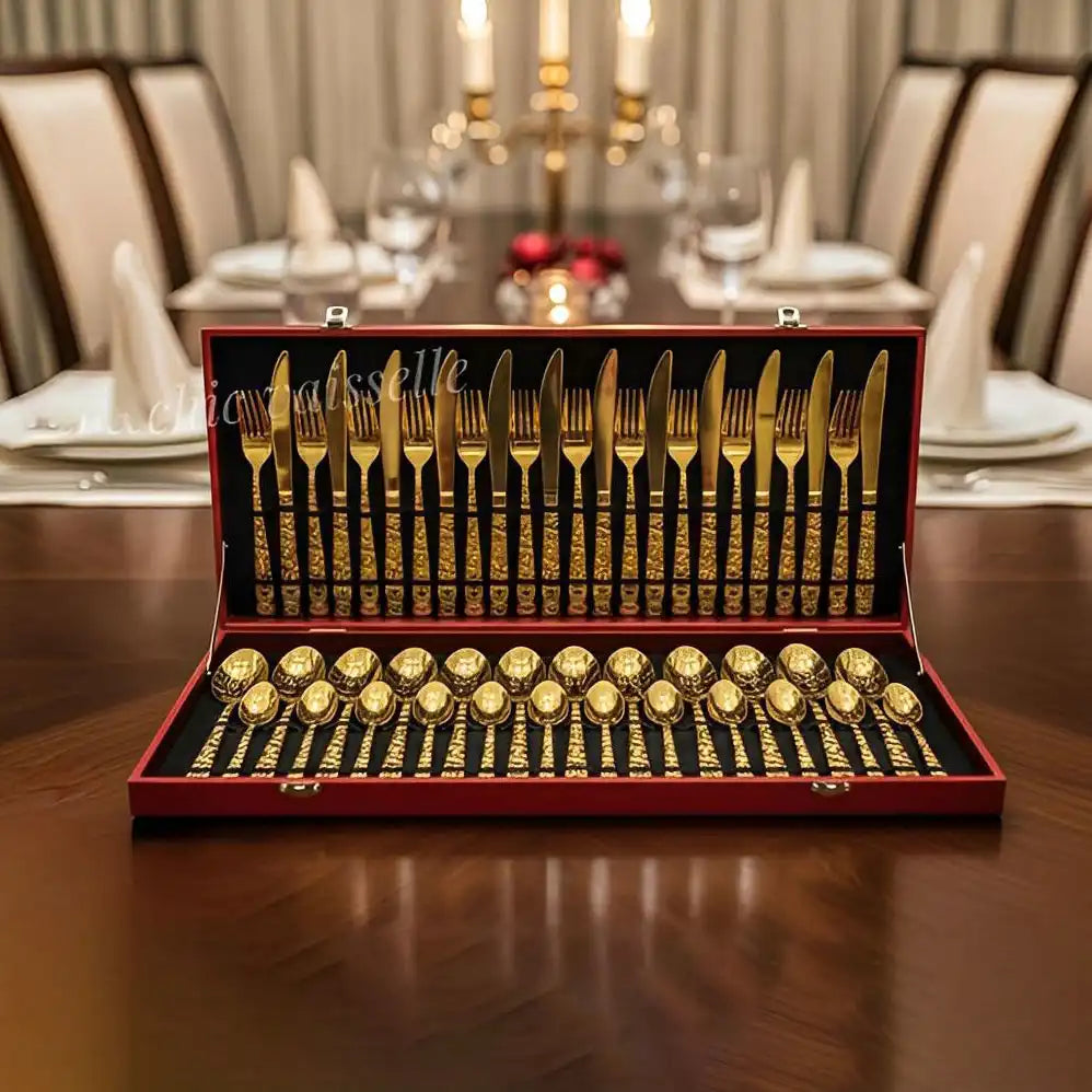Ménagère de 48 Pièces en Couverts Dorés de Luxe avec Coffret Élégant