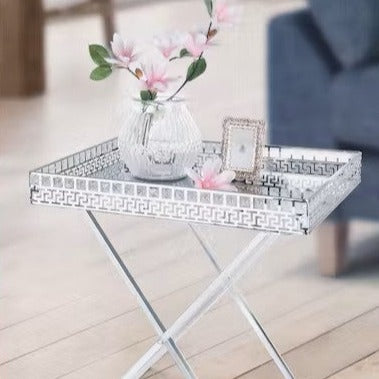 Liora - A table fleurie