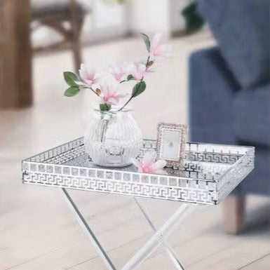 Liora - A table fleurie