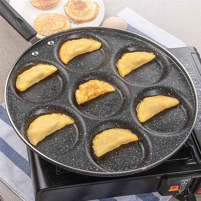 Poêles à crêpes antiadhésives à 7 trous