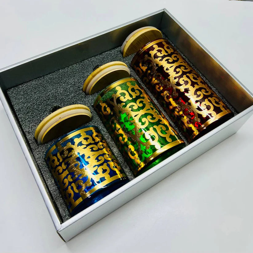 Ensemble de pots décoratifs avec couvercles en bambou et plateau doré