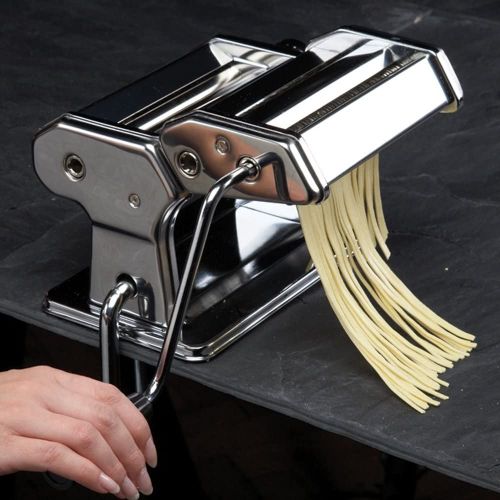 Machine à pâtes professionnelle