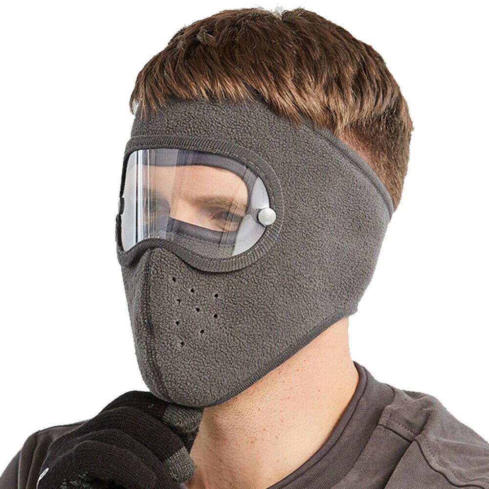 Un masque chaud pour protéger un visage du froid
