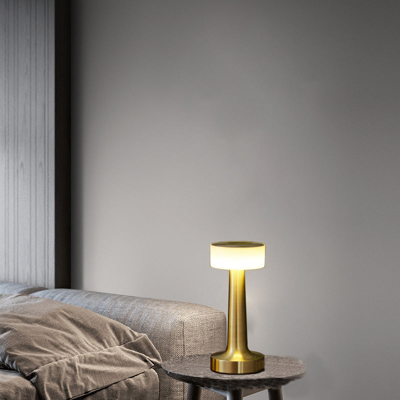 Liora - Lamp Elegant table