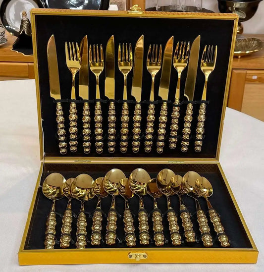 Ensemble de Ménagère de 24 pièces en Dorée